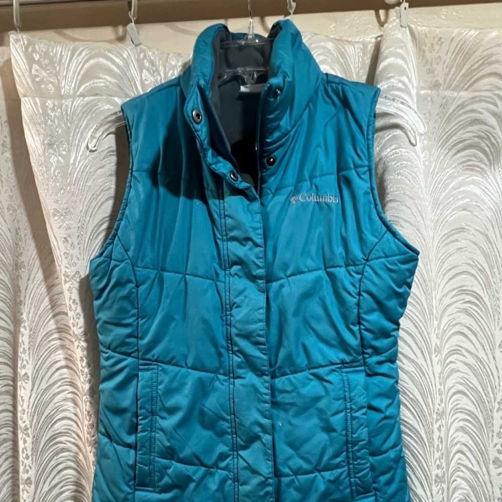 Columbia Ladies Sz Small Blue Vest